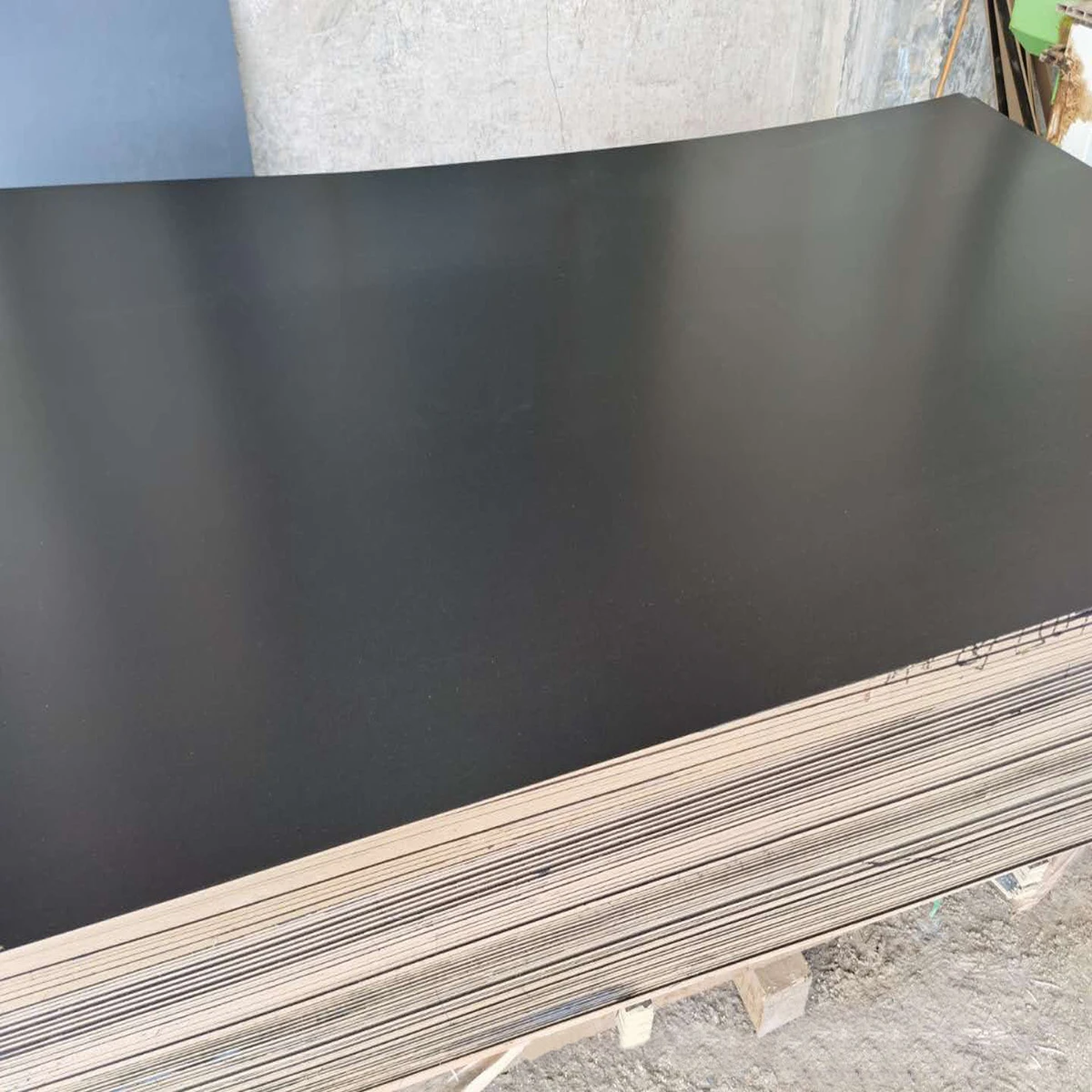 Black Hexagon Texture Anti-Slip Film Faced Plywood 12mm for Flight Case or Aluminum Case High-Density Multi-layer Wooden