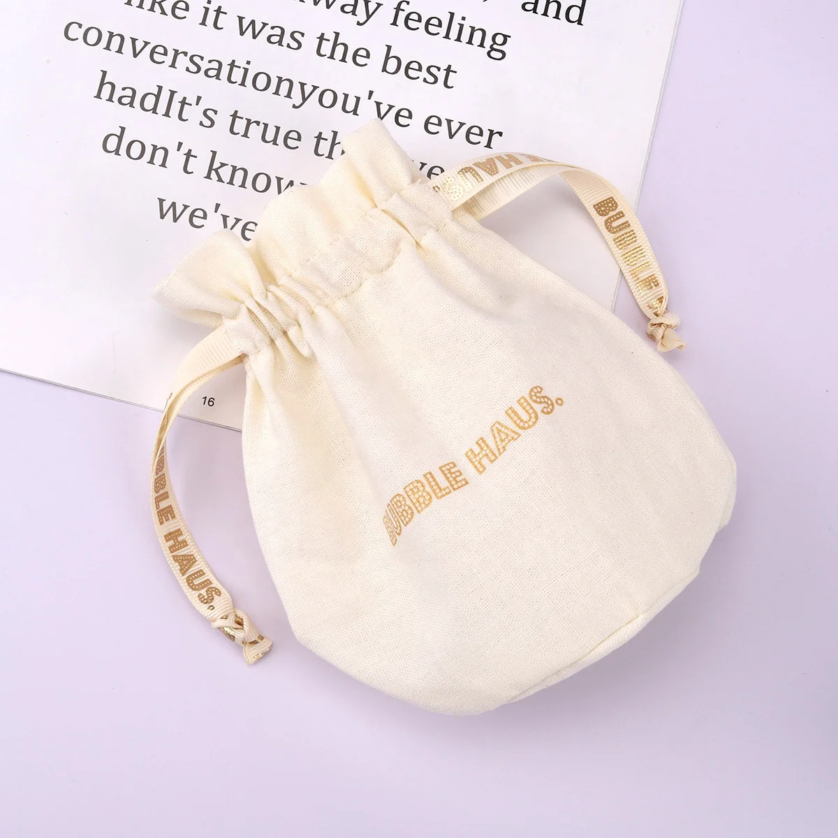 Custom Gold Logo Round Bottom Cotton Linen Candle Packing Gift Bag Drawstring Candle Pouch With Ribbon