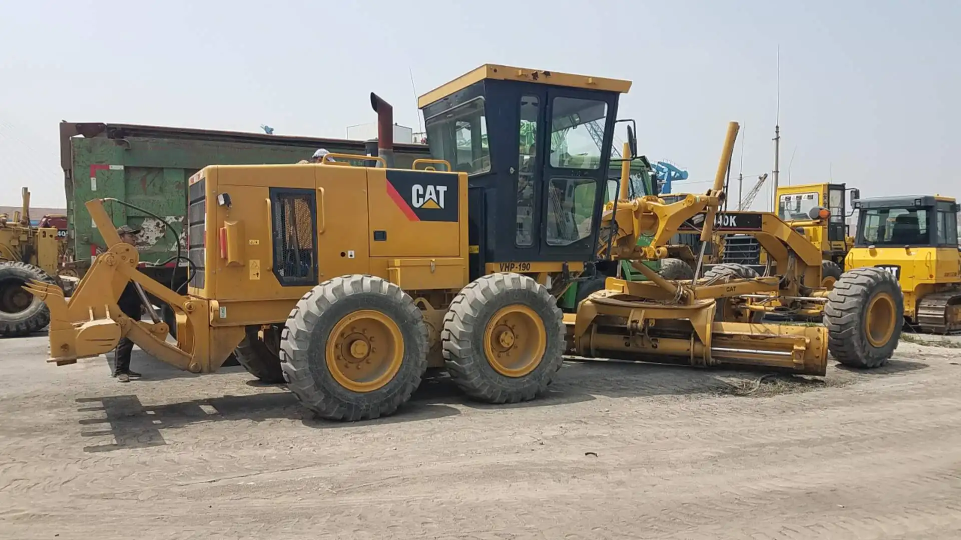 
USED Japan made140k 140h 140g 14g 12g grader Cater Used Road Machine 140H Cater Motor Grader gd511 gd623 
