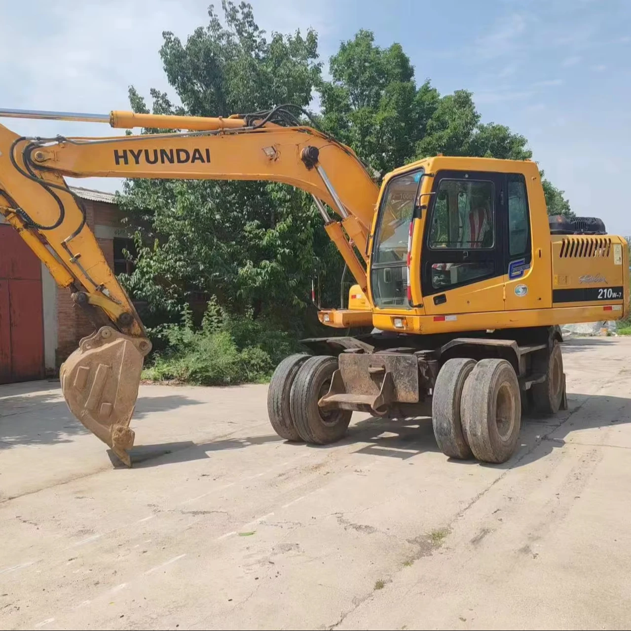 Высокое качество Hyundai R150W-7 красивое состояние с доступным послепродажным обслуживанием hyundai б/у колесные экскаваторы для продажи