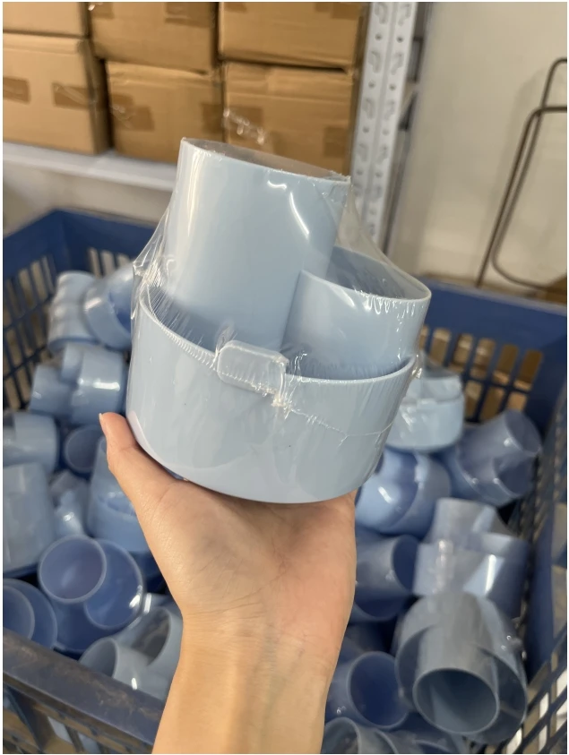 Держатель для ручек с подставкой телефона