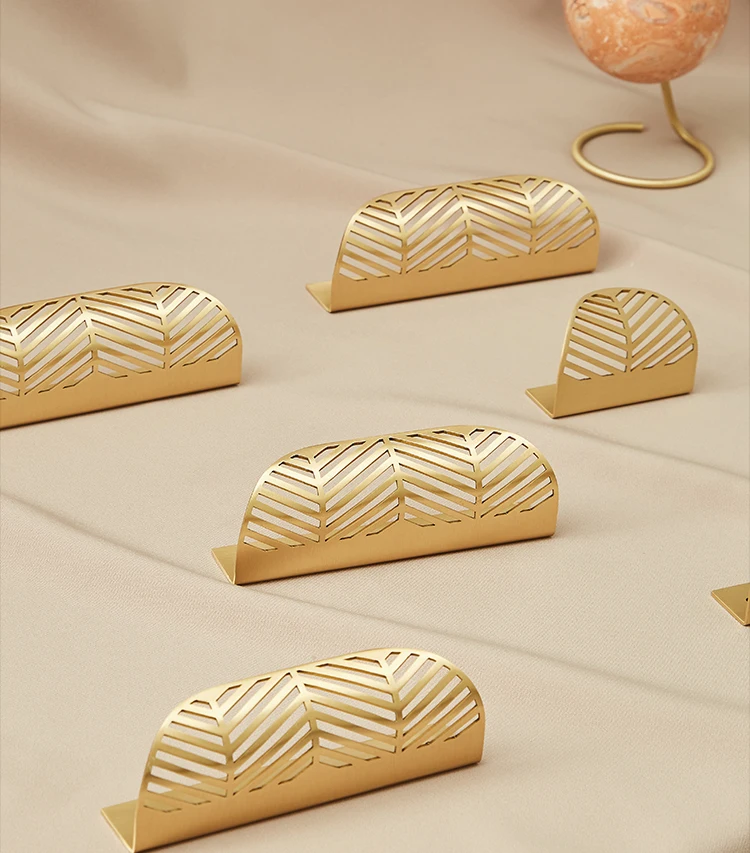 AIMINO OEM Gold Leaf Wardrobe Handle Custom Leaf Shape Drawer Handle Leaf hollow Handle For Furniture Cabinet Wardrobe Drawer