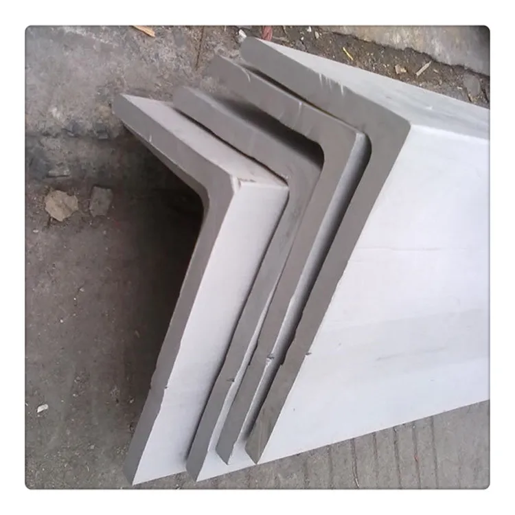 Steel Equal Angel / Price Steel Angle Iron / Ss400 Perforated Angle Steel Much of the cash comes from China