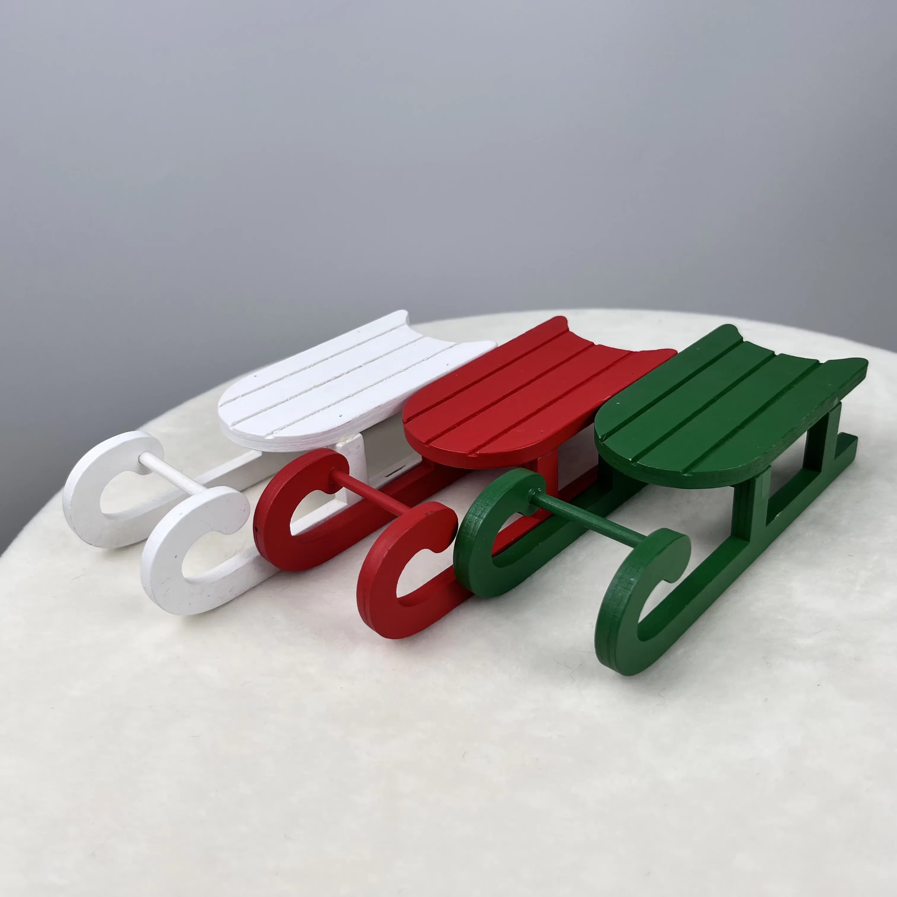 Dollhouse Creative Wooden Miniature sleigh Christmas sleigh desk ornaments scene
