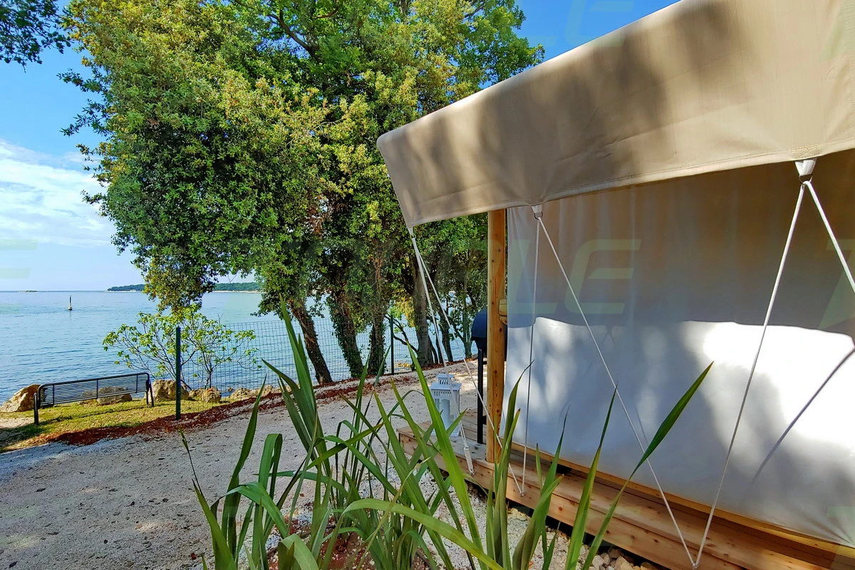 luxury outdoor safari tent wooden pole sunroom tent glamping for hotel