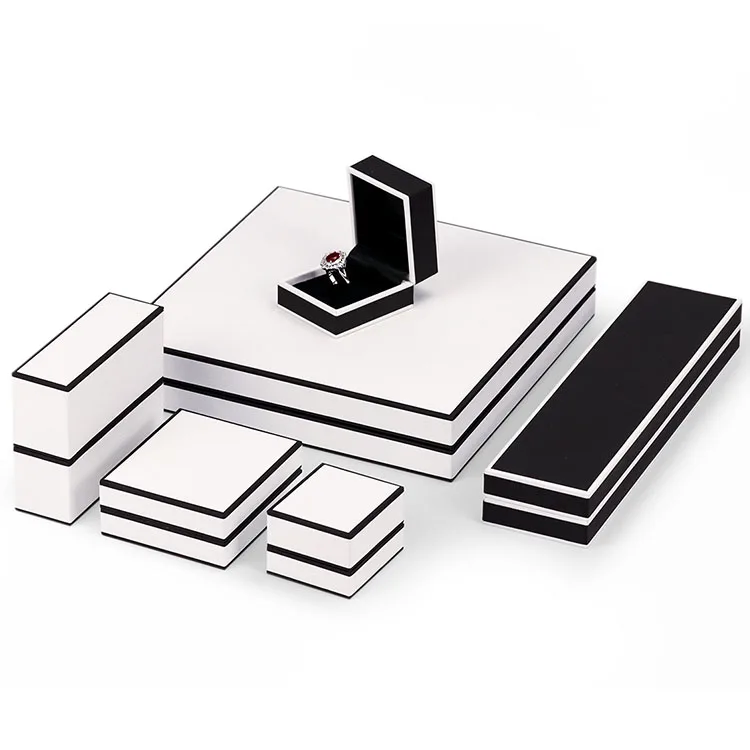 White black classic charm jewelry gift ring box