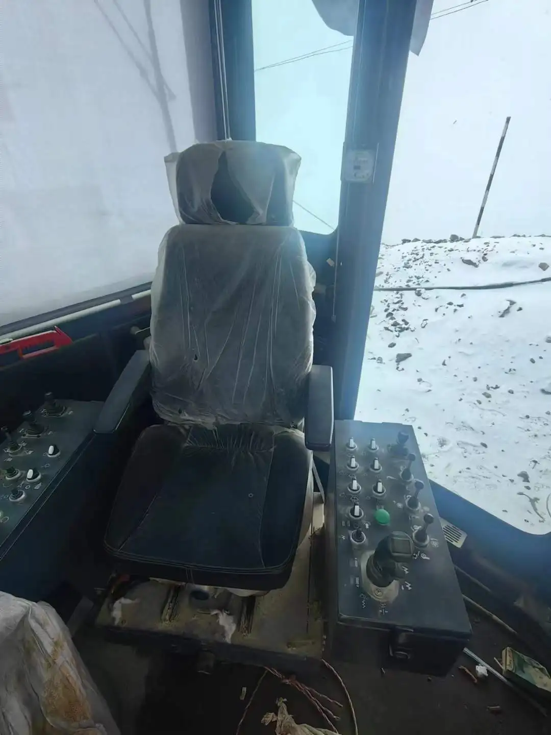 Used Sandvik 1175E rotary blasthole drill RIG made in 2019