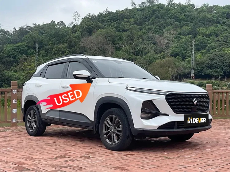Hot Sale Used Mini Car Wuling Baojun RS-3 Car Smart Suv Wuling 1.5L Cheap Mini Gasoline Cars for Adults