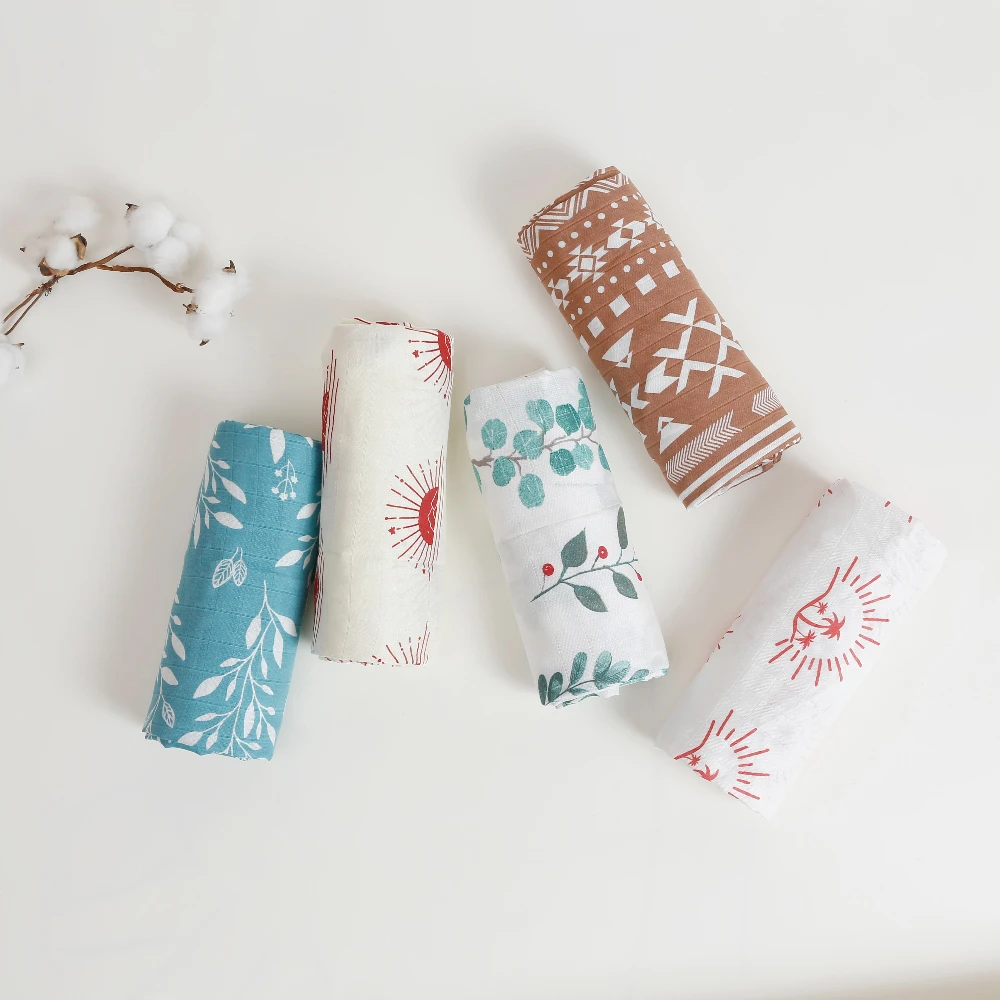 NEW Out Of Box Baby Bamboo Swaddle Receiving Blanket 24 x 27 Inch 2 Swaddle Blankets Rayon Farm Theme and Stripes 0-3M towel