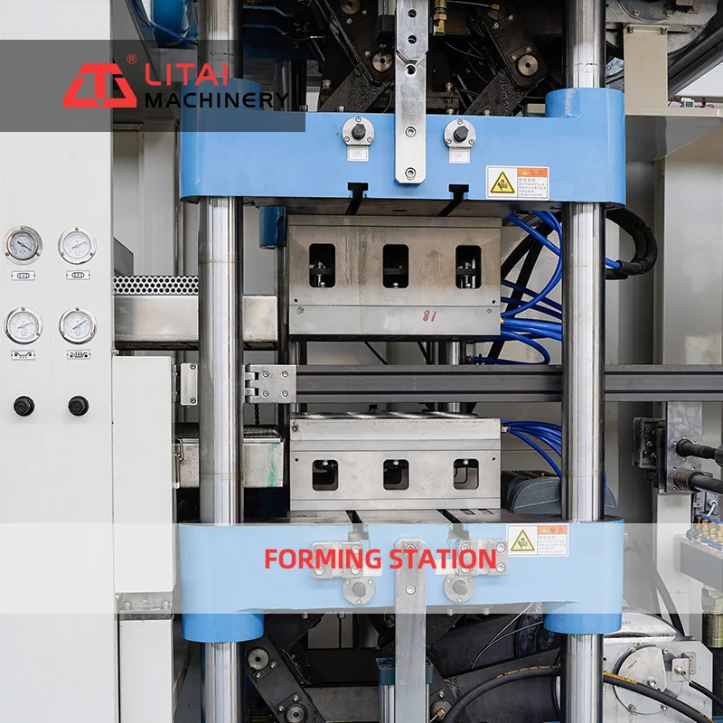 Полностью автоматический пластиковый лоток 2 в 1/3 в 1/4 в 1 Вакуумный и термоформовочный станок с пробивкой