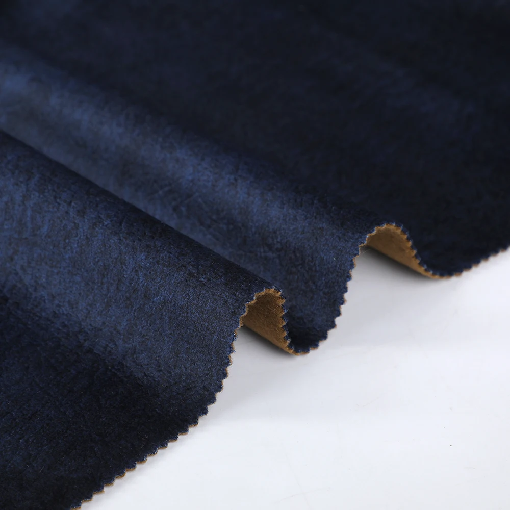 Wholesale 100% Polyester Luxury Velvet Sofa Fabric Plain Dyed Yarn Upholstery Fabrics for Sofas and Furniture