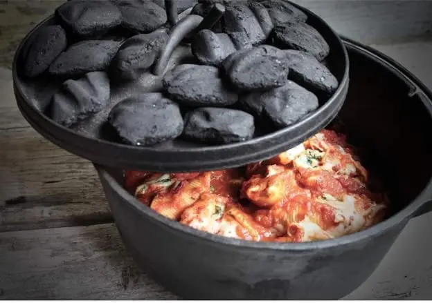 Pre-Seasoned Camp Cookware Pot BBQ Cooking Cast Iron Dutch Oven with Lid Lifter Handle