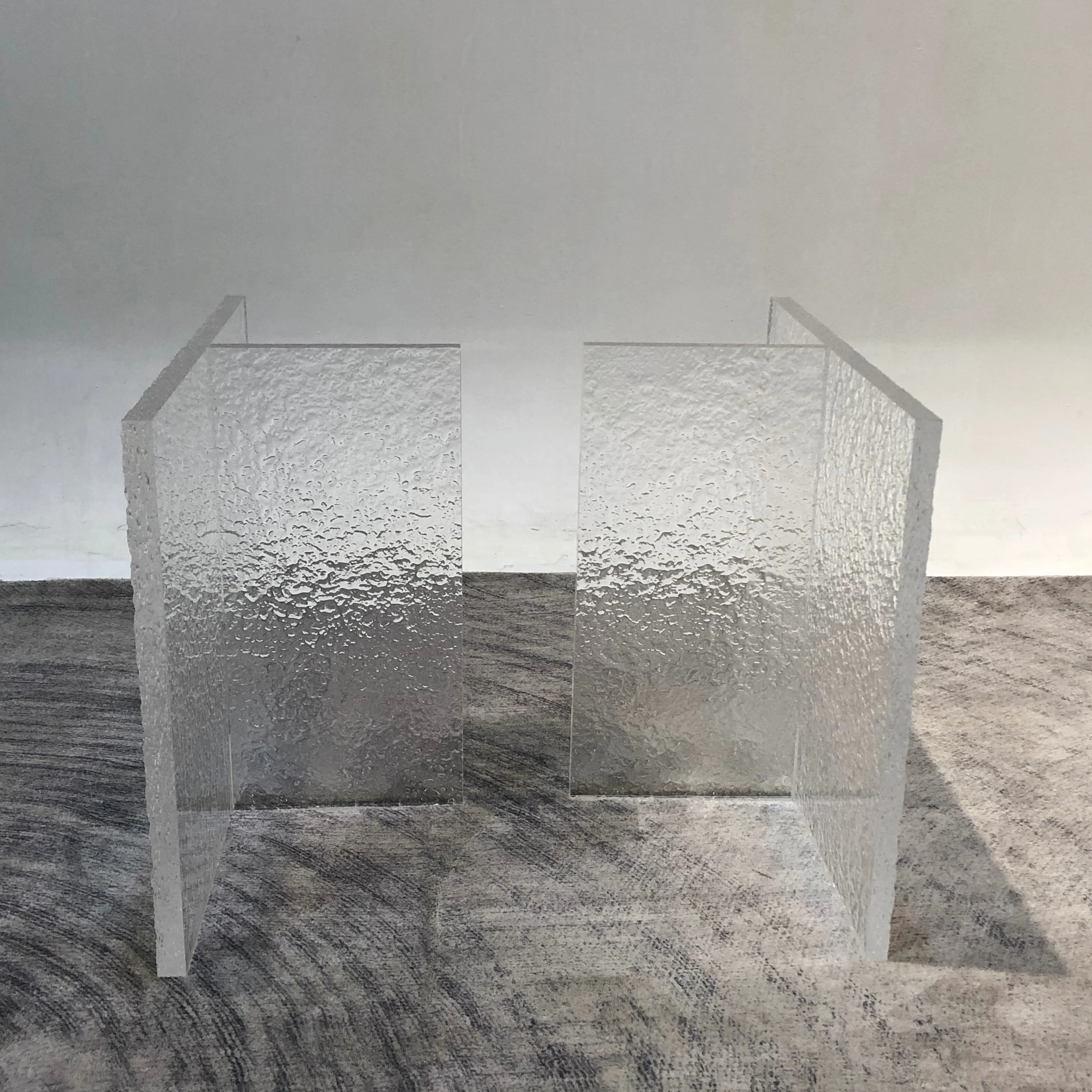 Acrylic  ice grain table legs for dinning table
