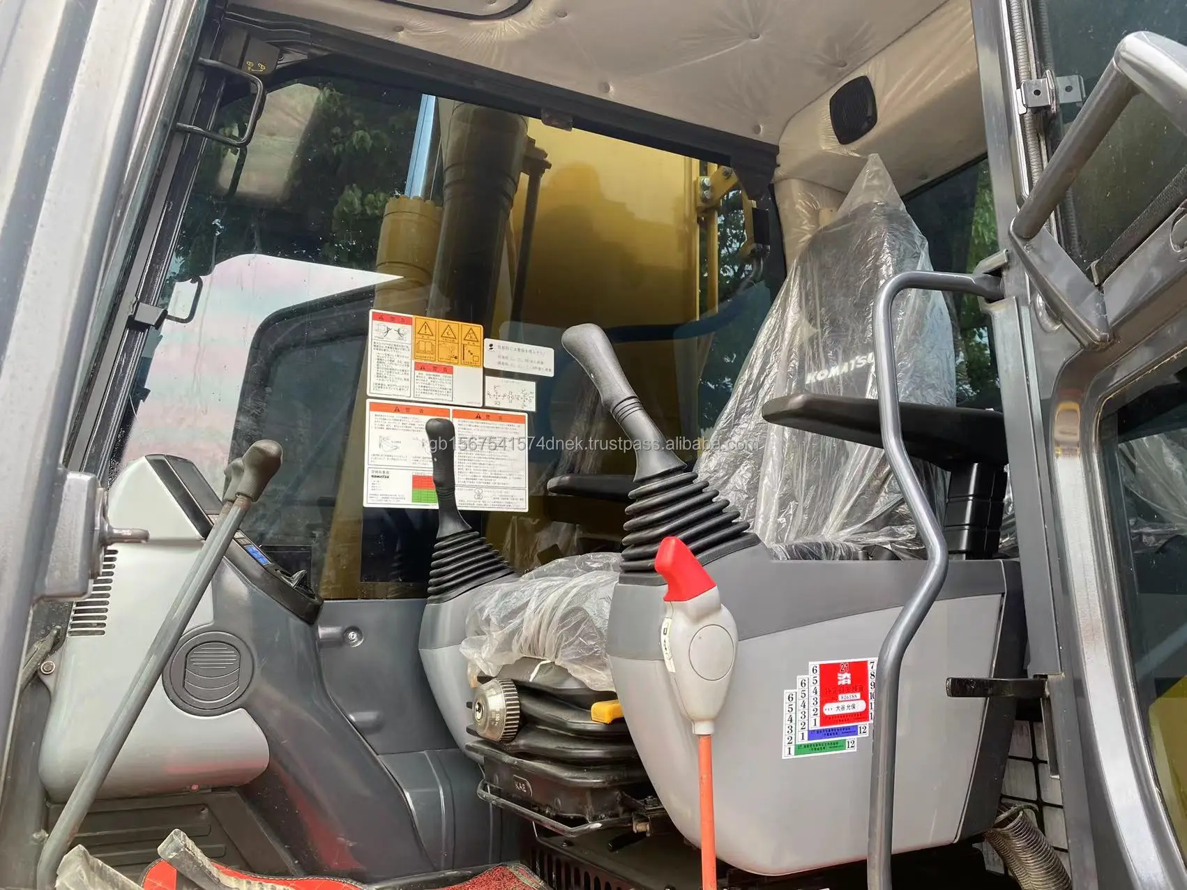 Аутентичный строительный экскаватор Komatsu pc200-8N1 подержанный по низкой цене