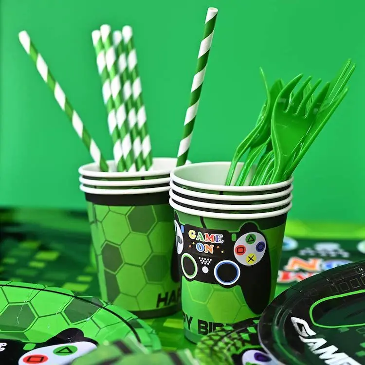 Hot sale decoration green video game party birthday party supplies disposable paper tableware set