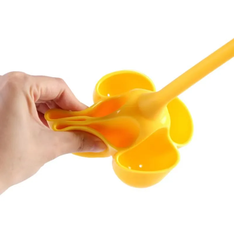 New Design Heat Resistant Food Grade Silicone 5 Grid Eggs Poacher Maker Poached Egg Cooker Steamer