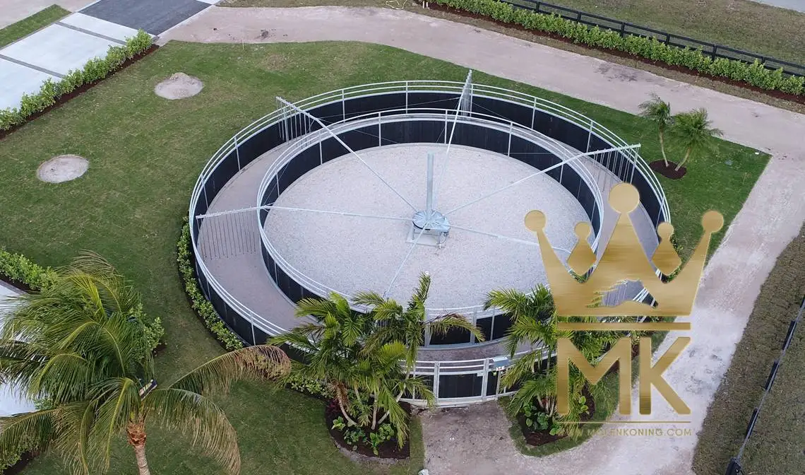 Horse Walker from Molenkoning - Easy self installation - European top product - specialist in world wide shipping - Beste prices