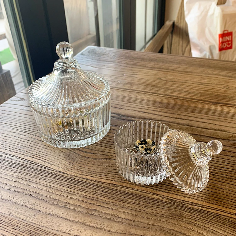 Luxury Decorative Round Ribbed Geo Cut Glass Dome Lid Crystal Clear Glass Candle Jar
