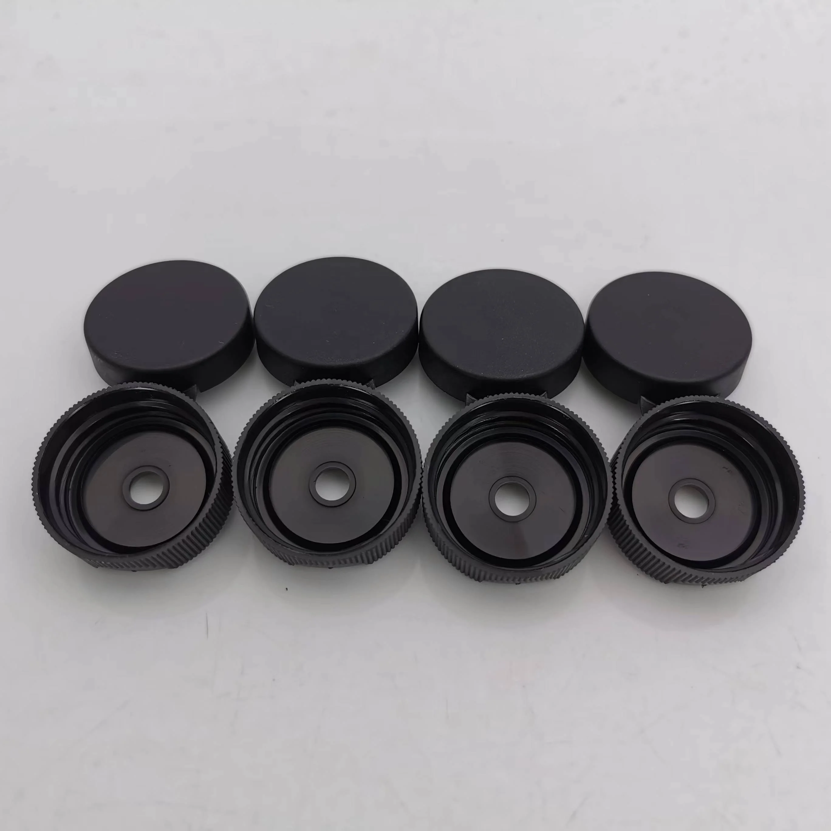 Toiletry product flip cap 28/400 matte top cover for cosmetic packing PP plastic flip top cap