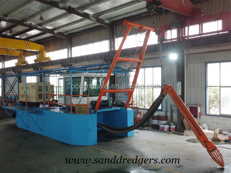 Simple-Sea-Dredging-Boat-2.png