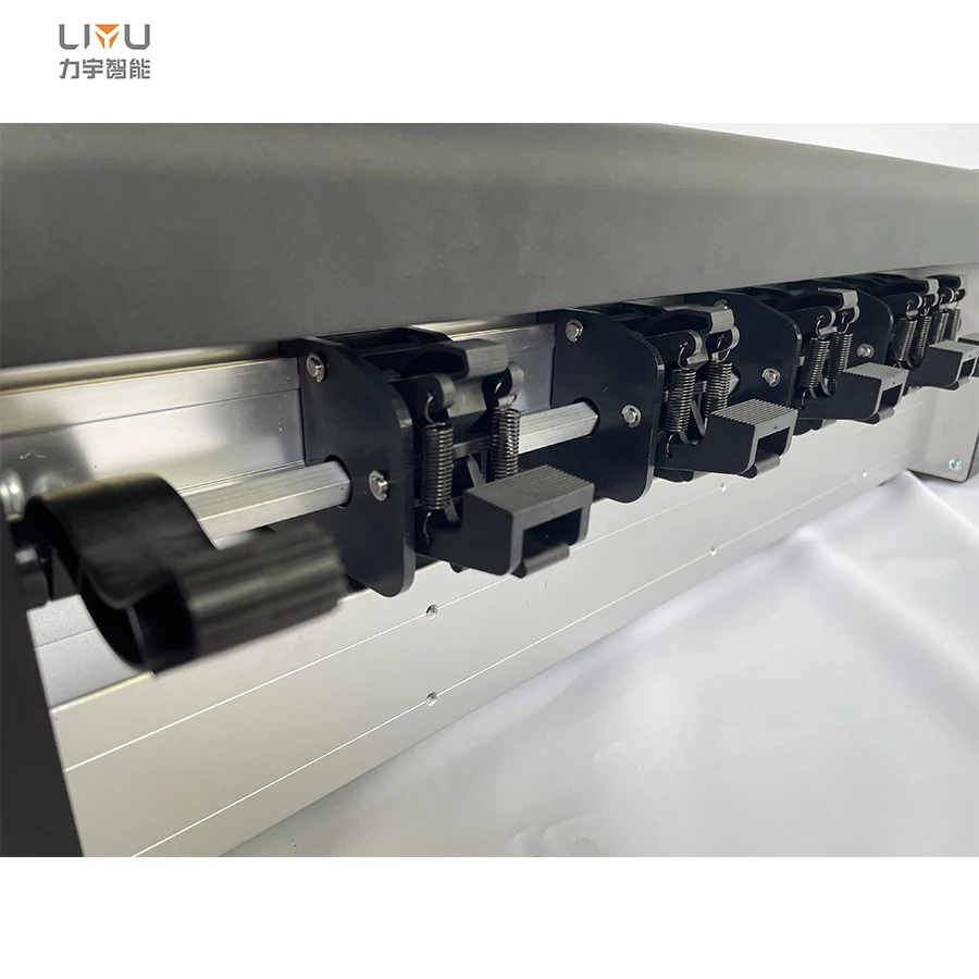 LIYU Vinyl Sticker Plotter State of the Art A380 Mini Cutting Machine  with Smart Technology