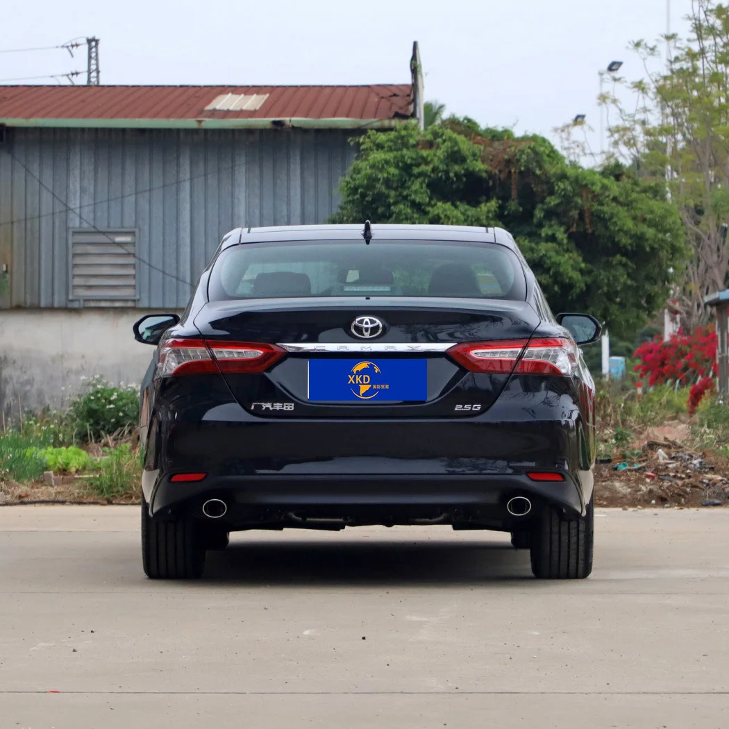 Toyota Camry  2.5L Gasoline Engine Electric booster with sunroof high speed 210KM Gasoline car toyota Camry