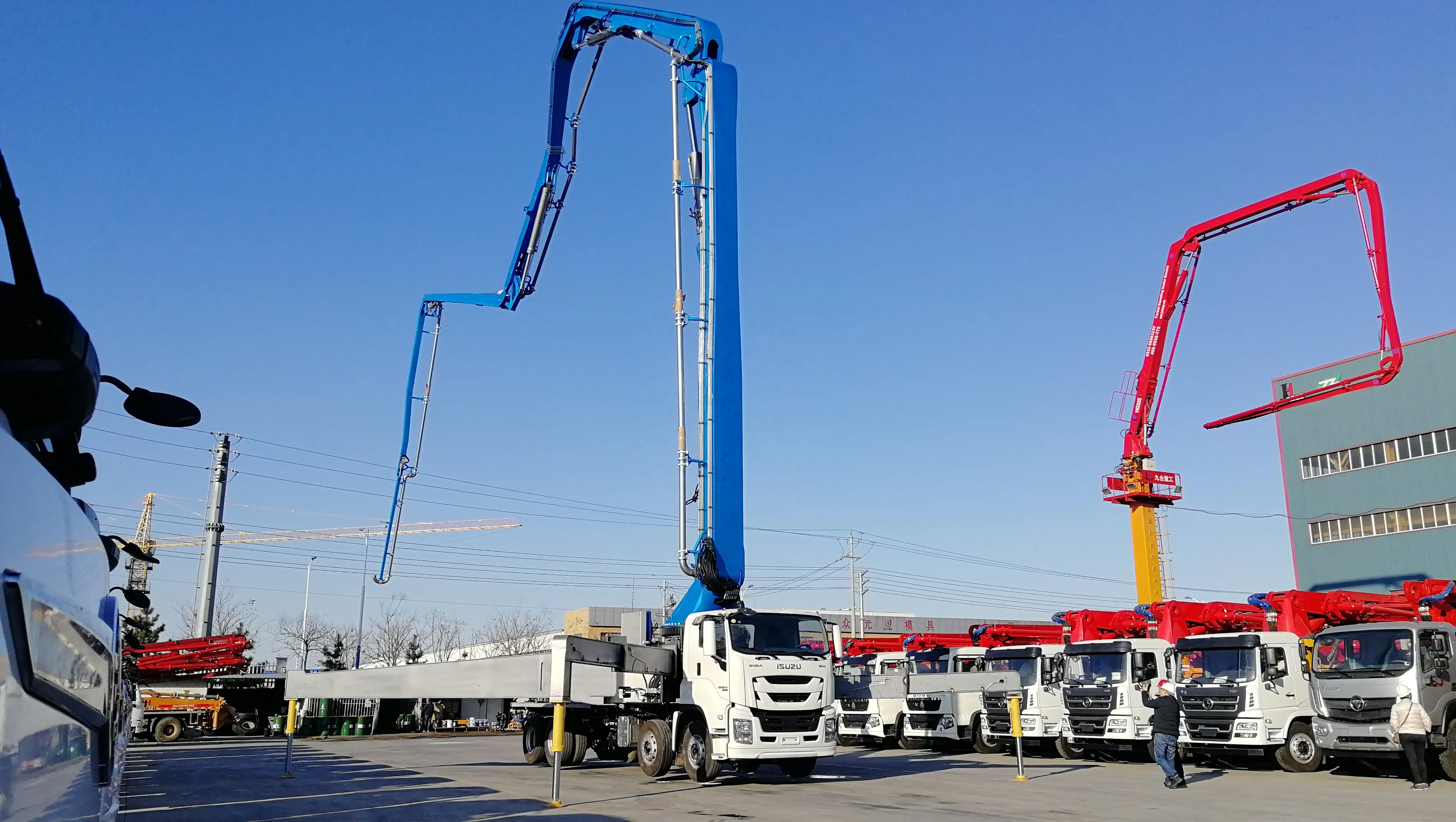 
28m concrete distributor best partner of concrete pump China 