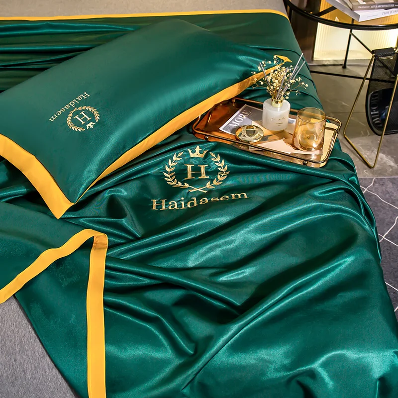 Dark Green Solid Color Ice Silk Lace Summer Embroidery Washable Bed Spreadsheet 3PCS Set