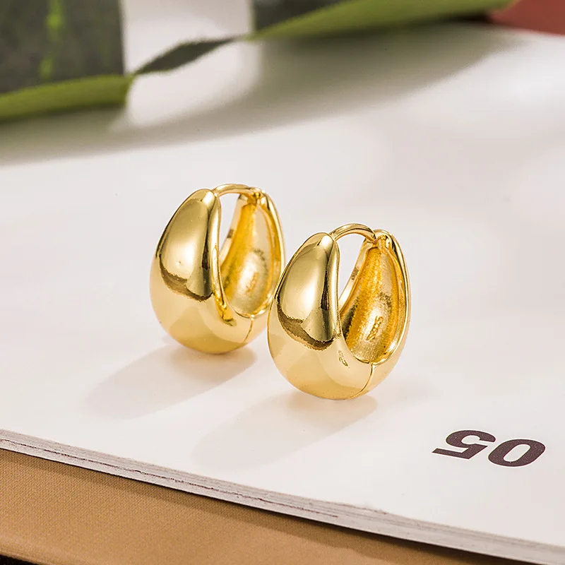 Wholesale Trendy Womens Jewelry Korean Gold Plated Huggies Earrings in Bulk