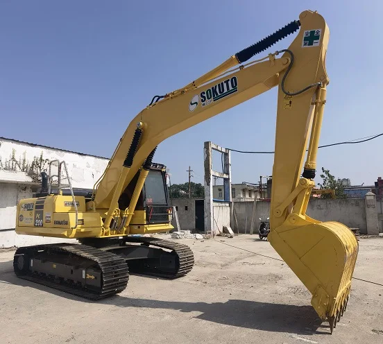 Строительная техника Komatsu PC200-8 землеройный гусеничный экскаватор в наличии