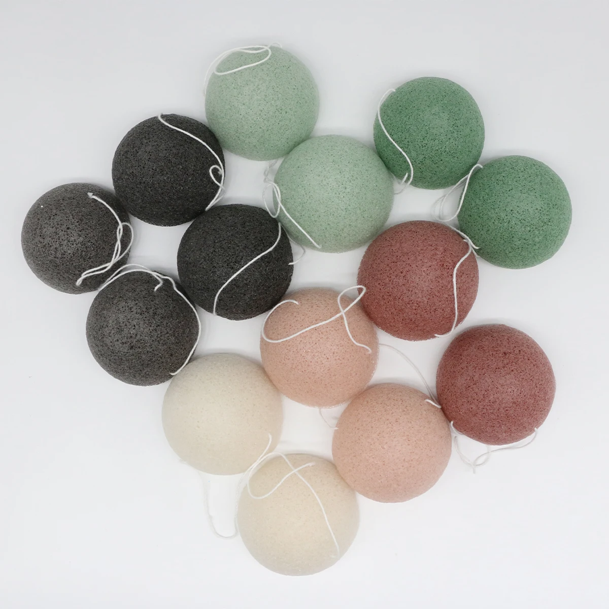 Natural Large Skin Care Japanese Konjac Sponge Facial Bamboo Charcoal 100%  Natural Konjac Sponge