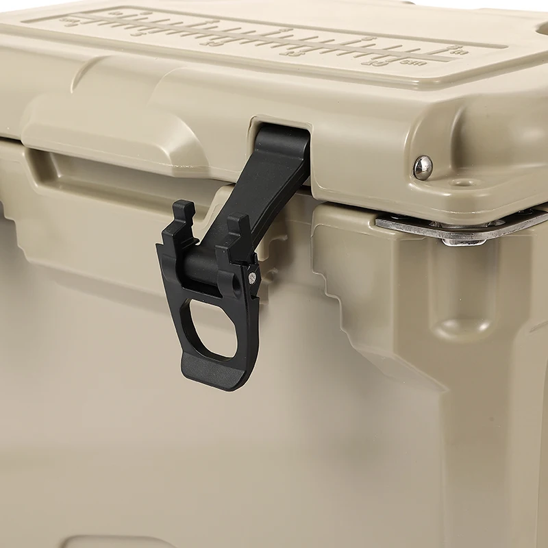 Custom Logo Cool: 12QT Hard Cooler Box for Personalized Coolness