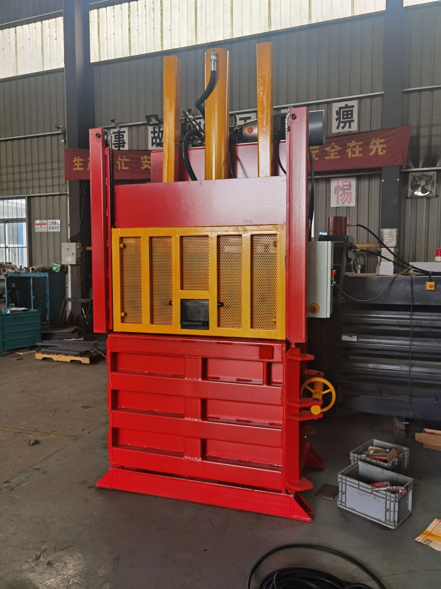 hydraulic baler machine for plastic cardboard