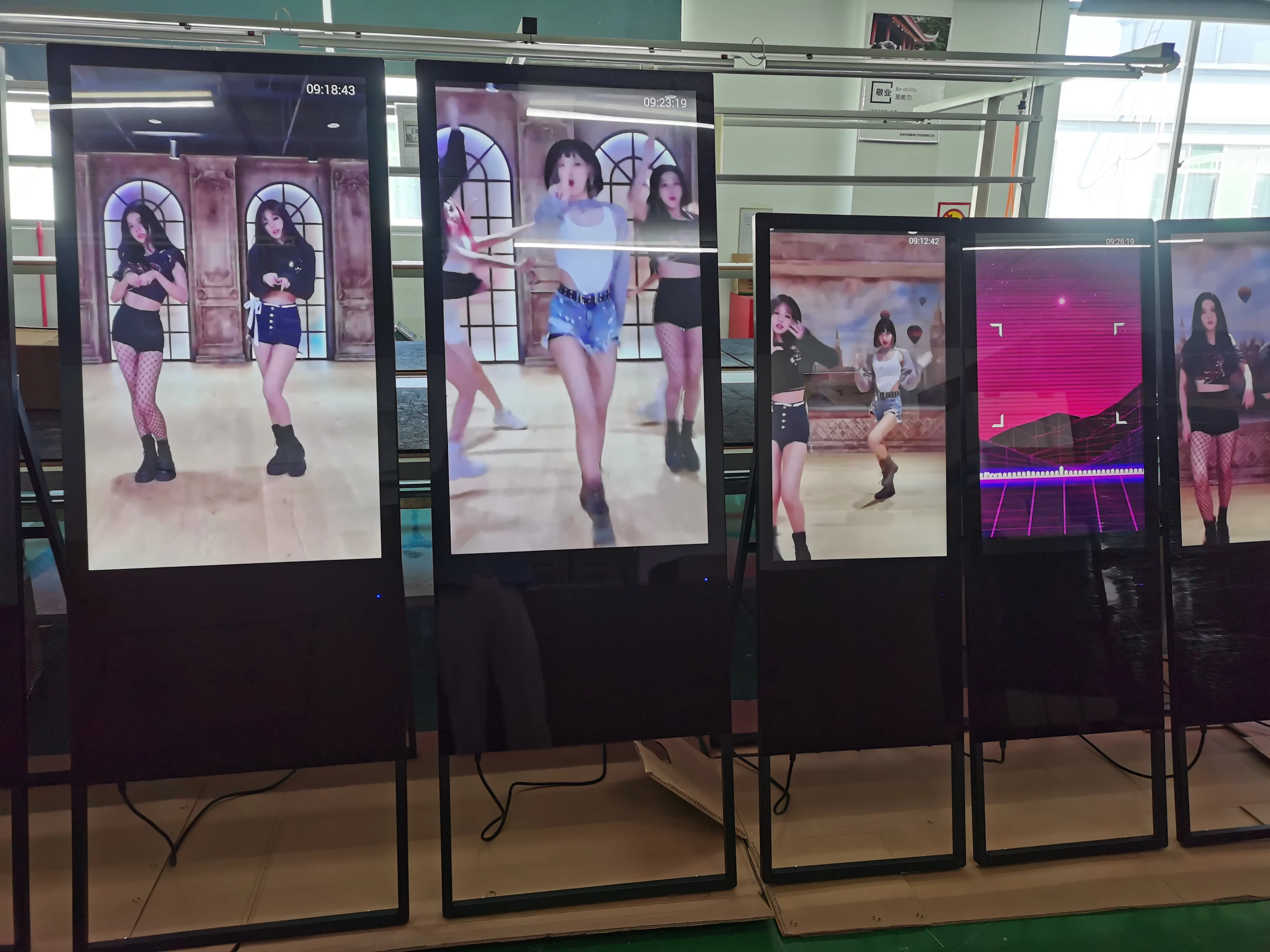 43 Inch Android Poster Lcd Portable Digital Touch Screen Monitor Advertising Players Display