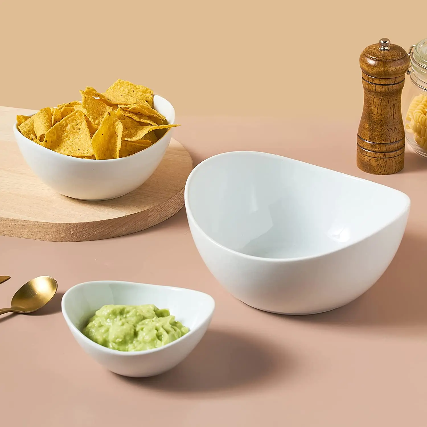 Factory Wholesale 3 Tier Appetizer Bowls White Chip and Dip Bowls Sauce Snack Dish  Ceramic Serving Bowl with Metal Stand