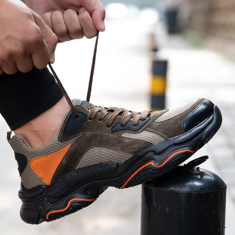 Hot sale in summer Anti-smash And Anti-puncture Protective Soft Comfortable Breathable Safety Shoes
