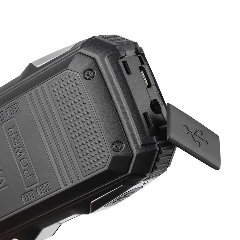 
1.8 Inch Screen Dual SIM Card Powerful Torch JINSW S100 Wholesale basic rugged style cell phone Military Waterproof and drop res 