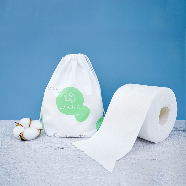 Белое нетканое одноразовое мягкое полотенце из хлопка в рулоне