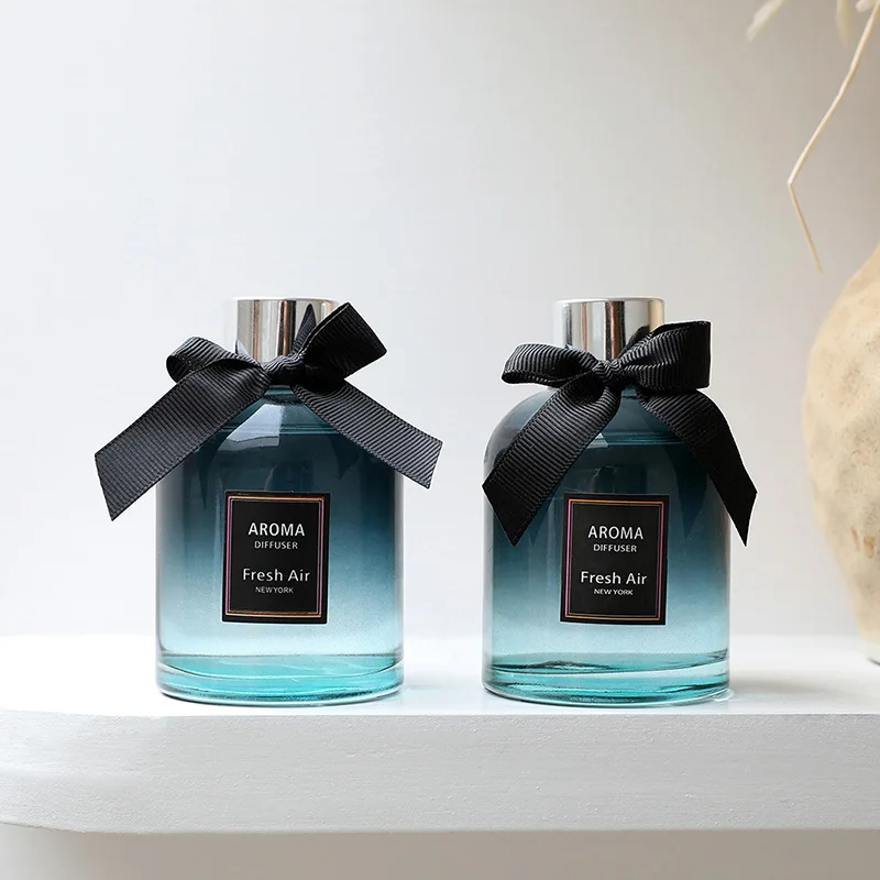 Luxury Home Fragrance Decor Natural Rattan Stick Reed Diffuser Perfume Bottle Set with Packaging Boxes Custom