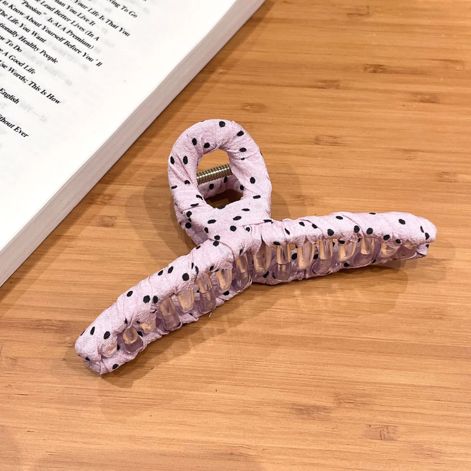 New black white polka dot fabric hair clip high-end grab clip large minimalist shark clip