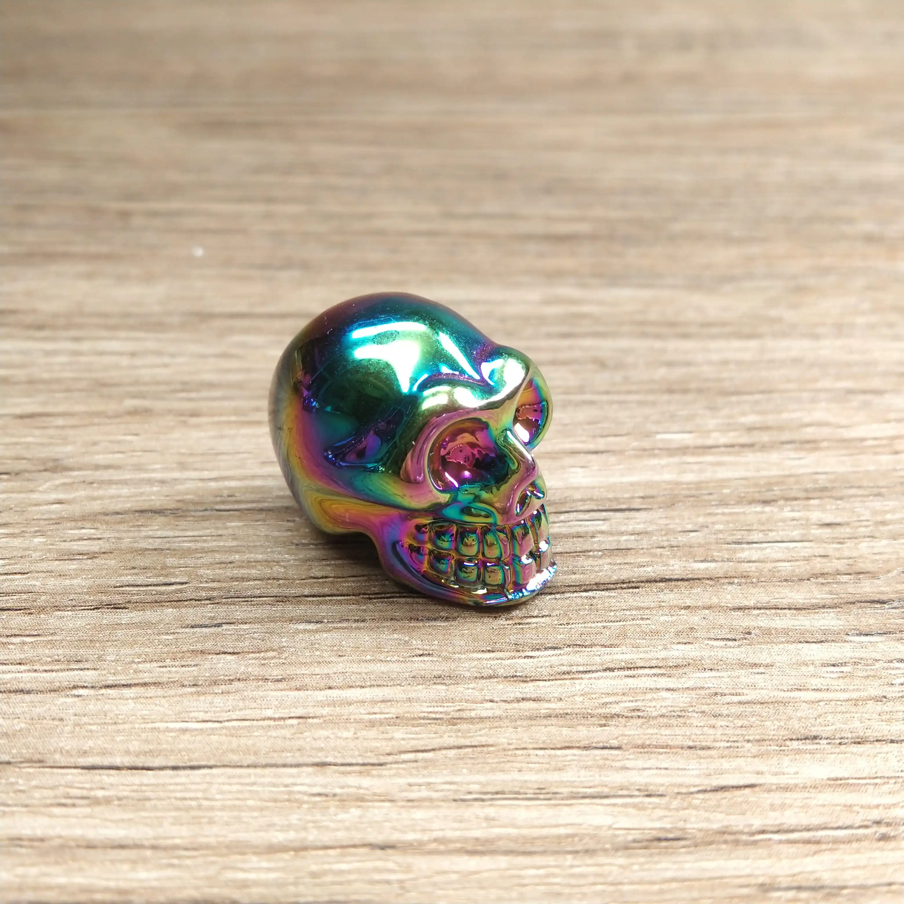 Wholesale hand carved Nice new products crystal carving skulls aura k9  colorful skulls for decoration