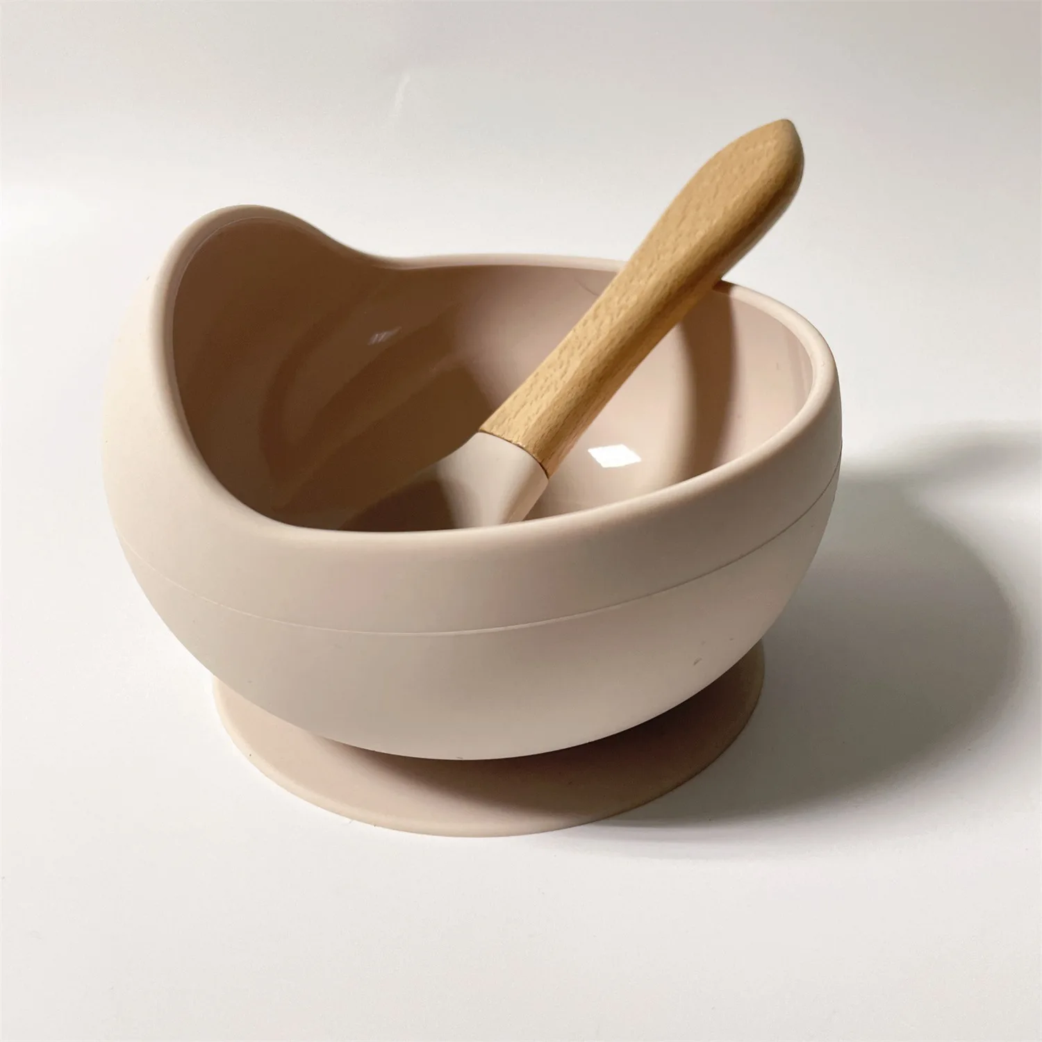 Wholesale BPA Free Snail Silicone Bowl Integrated Infant Complementary Food Bowl baby Practice Eating Cutlery Bowl with Spoon