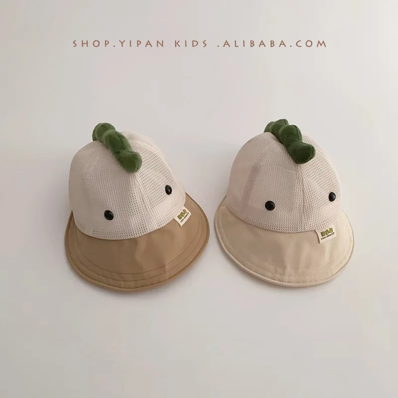 New fashion Summer Baby Casual mesh  Peaked Cap Travel Sunshade Baseball Cap with dinosaur