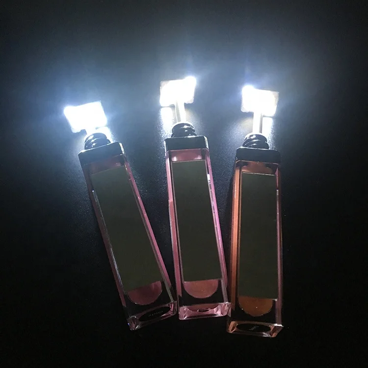 
factory price LED with mirror lip shine lip gloss high quality can choose bottles and box 
