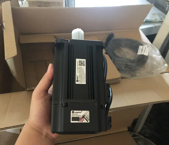 Double-heads with vacuum table furniture carving/cutting/drilling cnc router machine