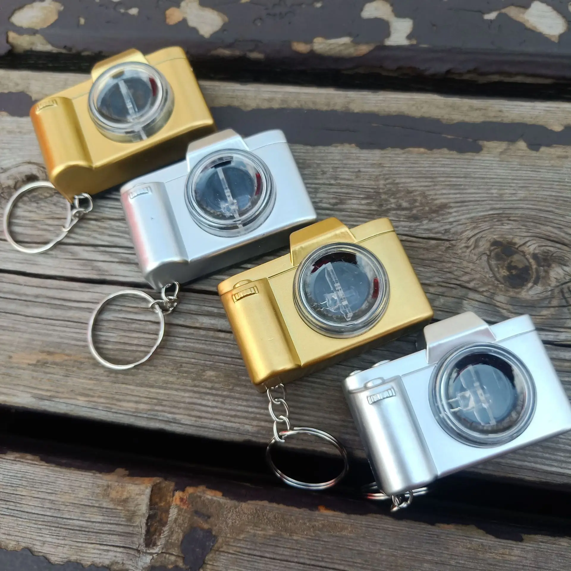 Wholesale Camera led light up camera key chain simplicity new style metal keychain