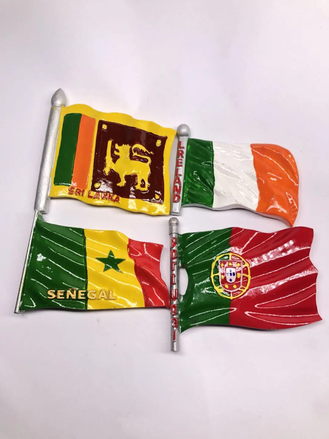 Wholesale custom hand-painted world tourist souvenirs national flag shape fridge magnet