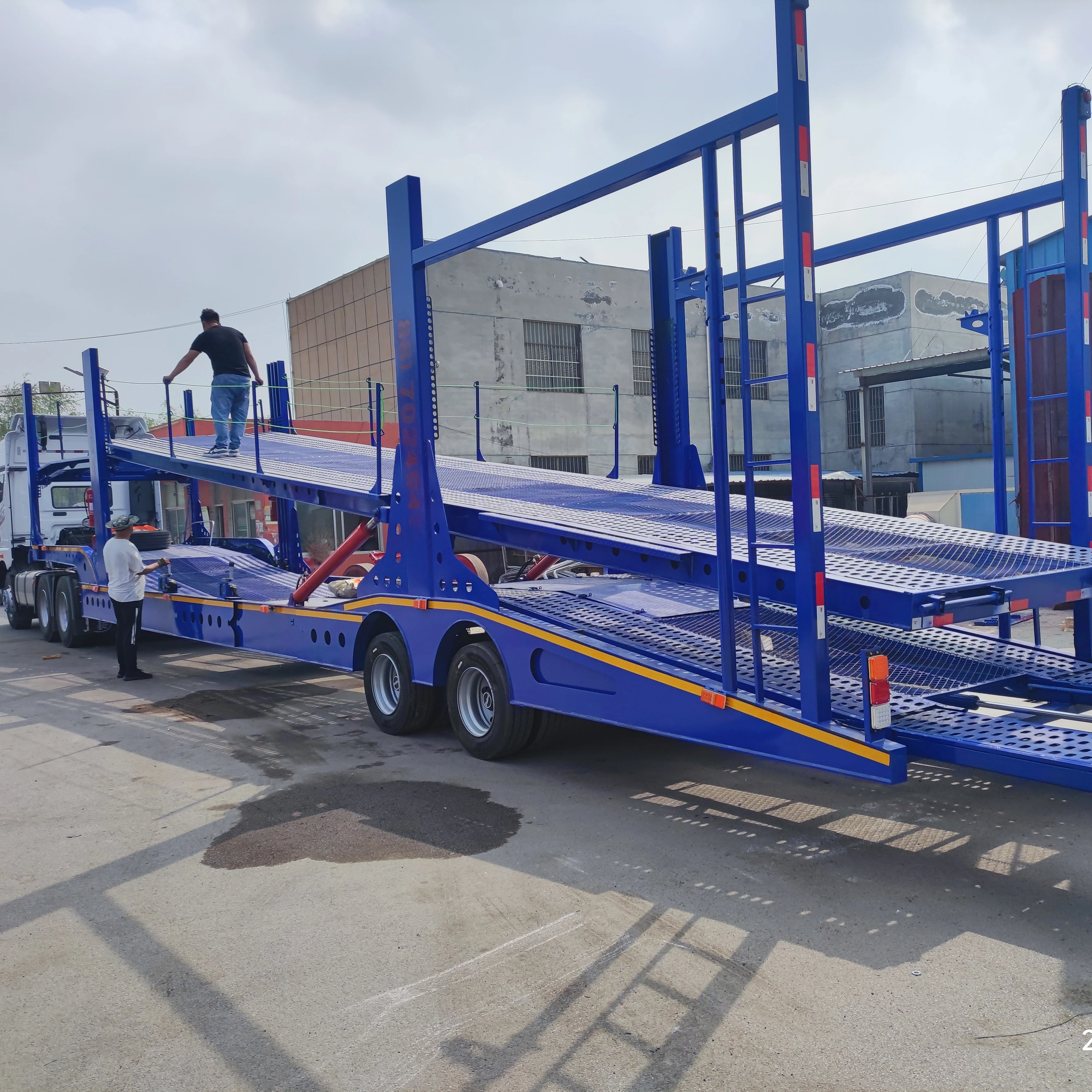 Hot 2 Axle Heavy Steel Car Transport Truck Cargo Semi-Trailer - High-Quality Car Transport Truck Trailer