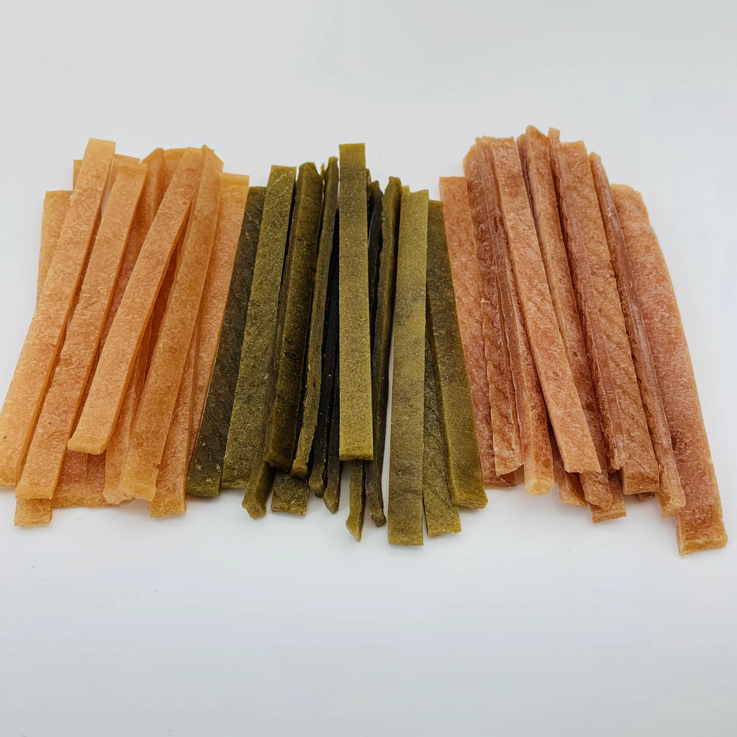 
Bulk cat treats chicken and tuna strips fish flavor cat snacks pet food supplement 