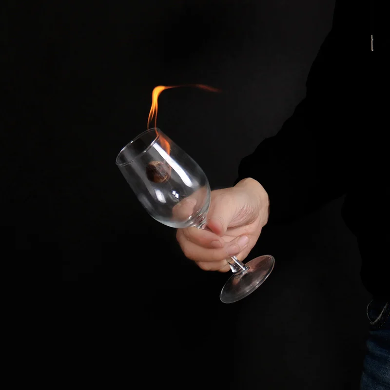 Floating Fireball (Gimmick) Fire Magic Tricks Close Up Magic Props Stage Street Comedy Mentalism Toys Gadgets Joke Illusions
